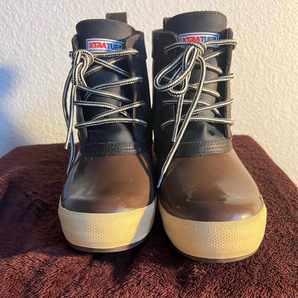 Xtratuf Women's Legacy Lace Boot size 8